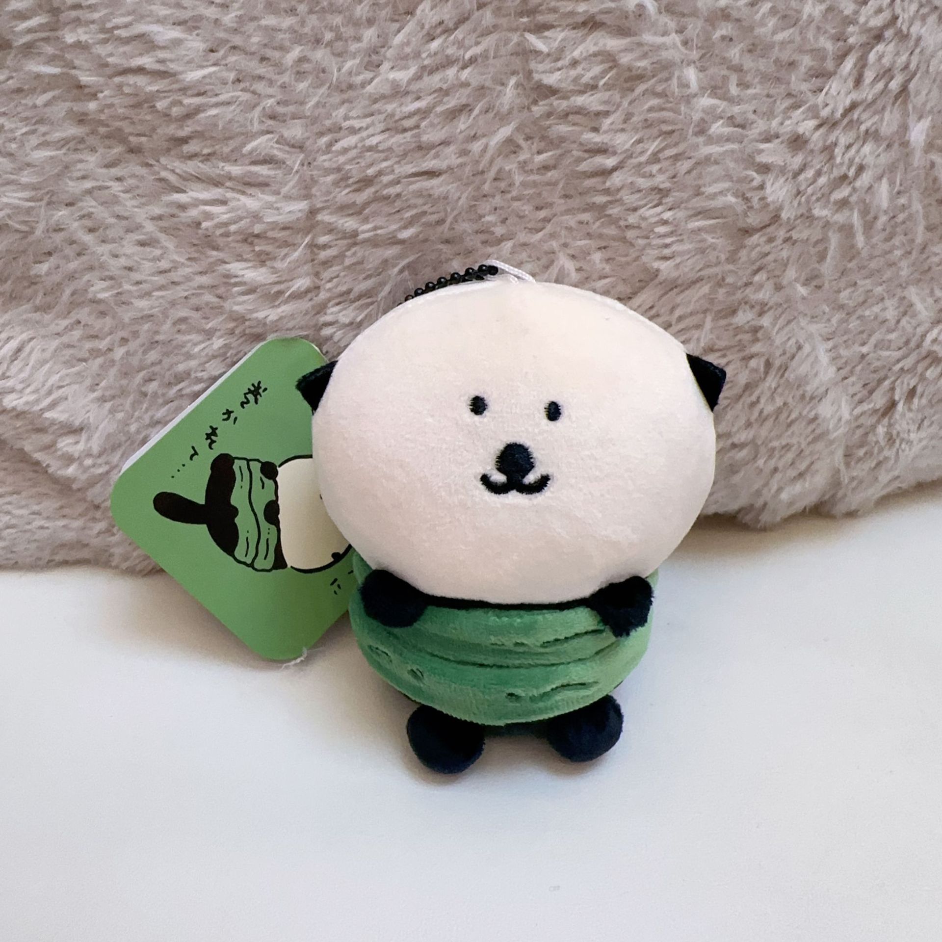 ジイーぬいぐるみキーホルダー かわいいアシカ ホッキョクグマ - Anime Merchandise Bag のレビューと価格