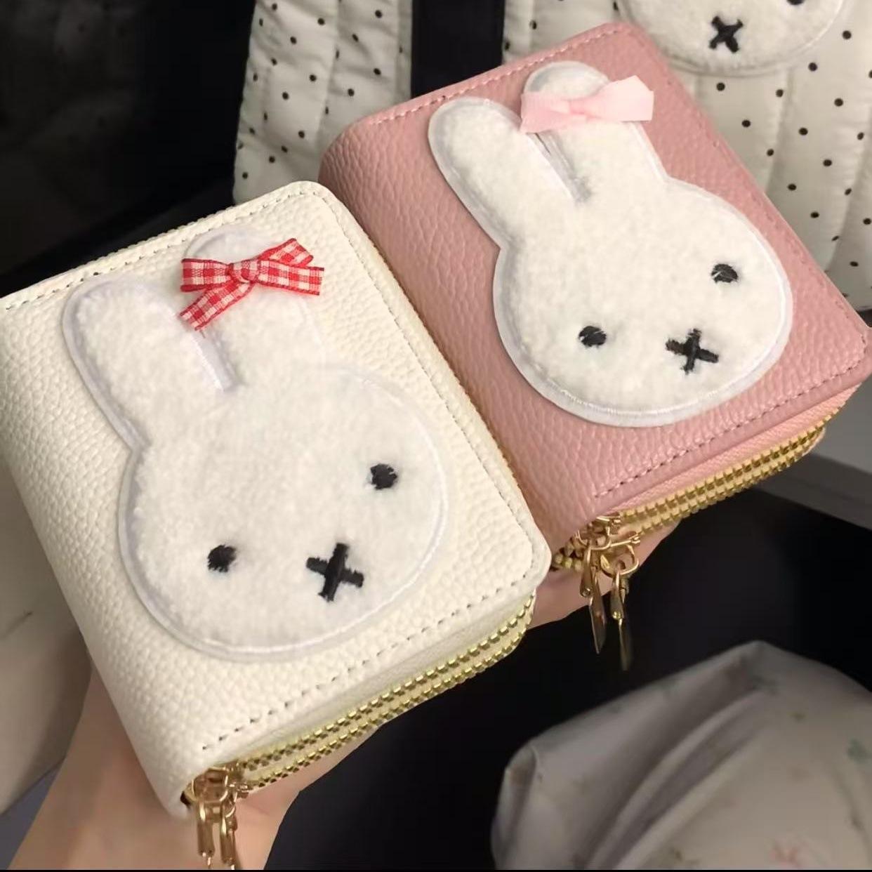 ミッフィー柄シンプルファッションポータブルショートコインパー - Anime Merchandise Bag のレビューと価格