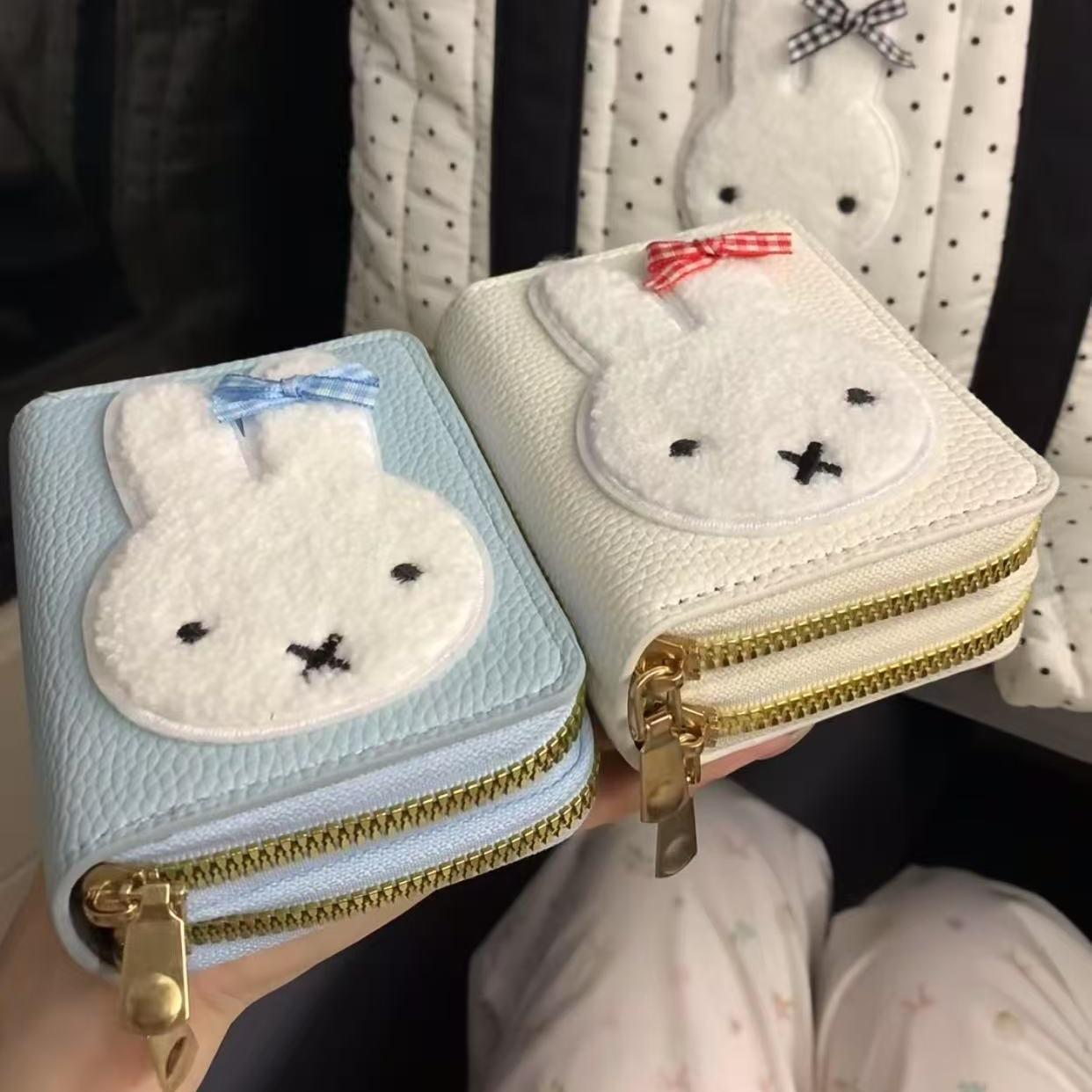 ミッフィー柄シンプルファッションポータブルショートコインパー - Anime Merchandise Bag のレビューと価格