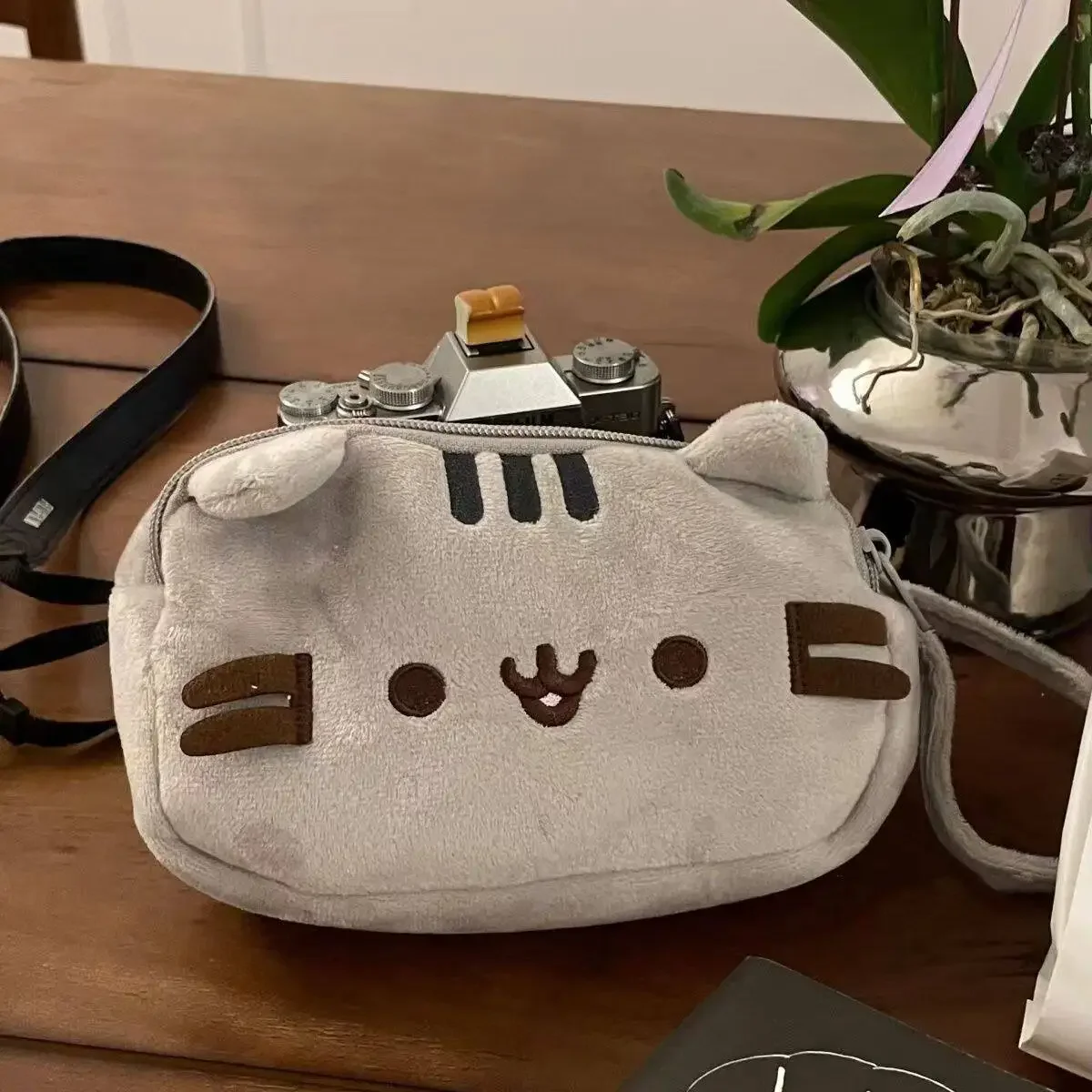 かわいいプシーンペンシルケース、漫画風の太った猫、大容量学生 - Anime Merchandise Bag のレビューと価格